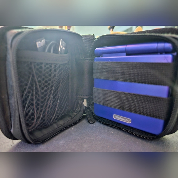 Gameboy Advance SP - Picture 5 of 8